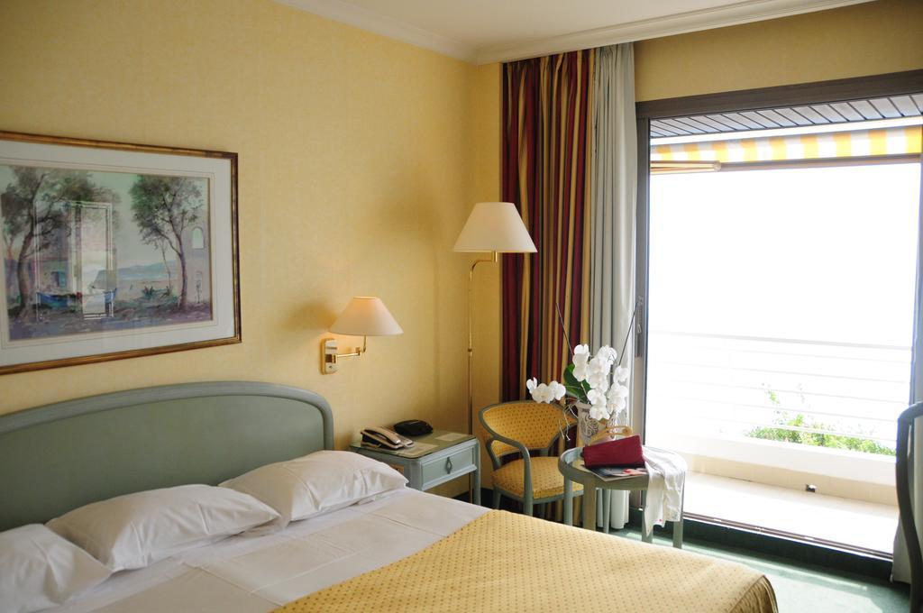Vista Palace Hotel&Beach Resort - Monte Carlo View Roquebrune-Cap-Martin Rom bilde