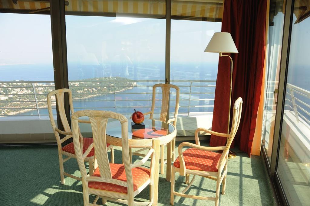 Vista Palace Hotel&Beach Resort - Monte Carlo View Roquebrune-Cap-Martin Rom bilde